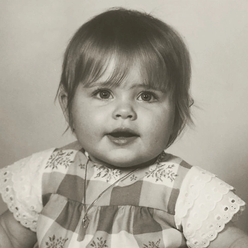 Laure Herbet - Aide auxiliaire de puériculture